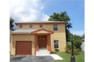 5905 Woodland Point Pl, Tamarac, FL 33319, Sold 02/25/16