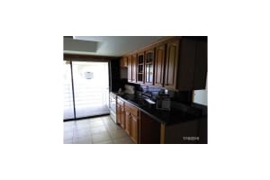 2750 W 60th St, Hialeah, FL 33016, Sold 12/11/15