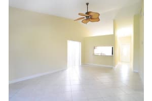 5045 E Lakes Dr, Pompano Beach, FL 33064, Sold 04/04/16