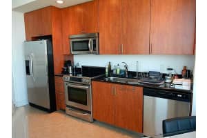 315 NE 3rd Ave, Fort Lauderdale, FL 33301, Sold 01/25/16