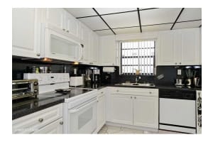 17878 N Bay Rd, Sunny Isles Beach, FL 33160, Sold 11/12/15
