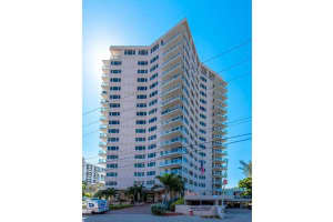 3000 Holiday Dr #1602, Fort Lauderdale, FL 33316, Sold 01/04/16