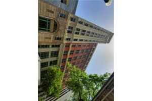 101 E Flagler St, Miami, FL 33131, Sold 02/22/16