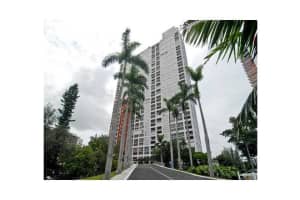 1541 Brickell Ave B804, Miami, FL 33129, Sold 06/23/17