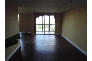 900 NE 195th St, Miami, FL 33179, Sold 05/06/16