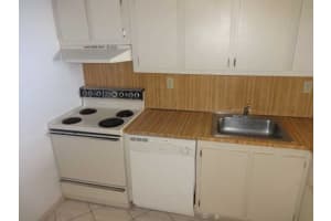 1665 Bay Rd, Miami Beach, FL 33139, Sold 12/11/15