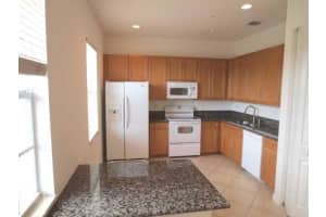 6841 Lakeside Cir N, Davie, FL 33314, Sold 02/26/16