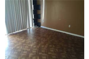 6280 NW 186th St, Hialeah, FL 33015, Sold 12/17/15