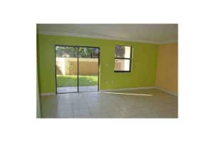 8401 NW 8th St, Miami, FL 33126, Sold 12/21/15