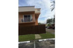 14911 SW 80th St, Miami, FL 33193, Sold 11/16/15
