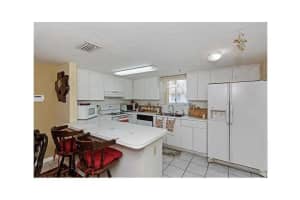 551 NW 82nd Ave, Miami, FL 33126, Sold 04/15/16