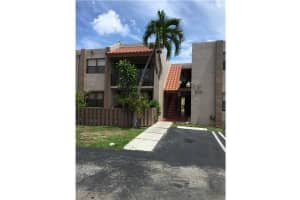 240 W Park Dr, Miami, FL 33172, Sold 01/21/16