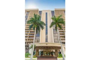 1450 Brickell Bay Dr, Miami, FL 33131, Sold 11/19/15