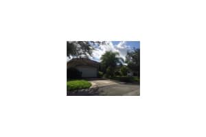 615 SE 28th Ln, Homestead, FL 33033, Sold 02/01/16