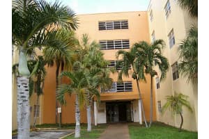 6980 NW 186th St, Hialeah, FL 33015, Sold 02/22/16