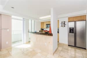 7600 Collins Ave, Miami Beach, FL 33141, Sold 09/28/16