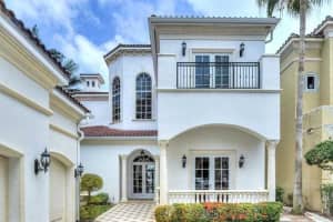 3918 Island Estates Dr, Miami, FL 33160, Sold 04/25/16