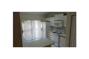 6950 NW 173rd Dr, Hialeah, FL 33015, Sold 12/24/15