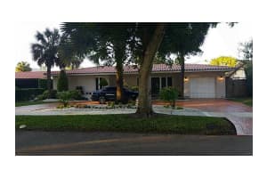 7243 Loch ness Dr, Miami Lakes, FL 33014, Sold 04/04/16