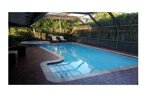 7243 Loch ness Dr, Miami Lakes, FL 33014, Sold 04/04/16