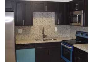 9140 Fontainebleau Blvd, Miami, FL 33172, Sold 12/11/15