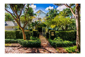 4160 La Playa Blvd, Miami, FL 33133, Sold 02/01/16