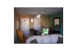 9150 Fontainebleau Blvd, Miami, FL 33172, Sold 12/18/15