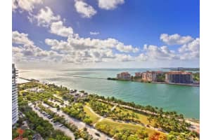 300 South Pointe Dr, Miami Beach, FL 33139, Sold 02/10/16
