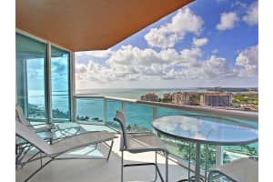 300 South Pointe Dr, Miami Beach, FL 33139, Sold 02/10/16