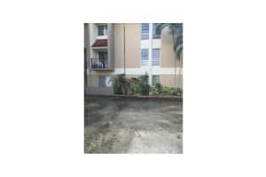 3901 SW 109th Ave, Miami, FL 33165, Sold 03/02/16