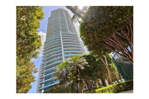 Add Building Entrance, 2127 Brickell Ave, Miami, FL 33129, Sold 06/20/16