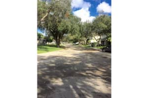 6910 NW 28th St, Margate, FL 33063, Sold 02/03/16