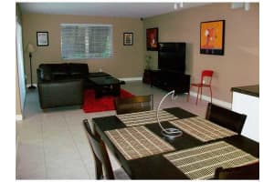 9404 SW 77th Ave APT M3, Miami, FL 33156, Sold 01/27/16