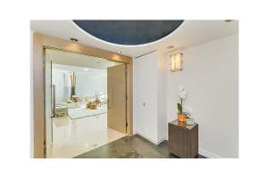 1000 South Pointe Dr, Miami Beach, FL 33139, Sold 06/16/16
