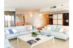 5757 Collins Ave # 305, Miami Beach, FL 33140, Sold 02/05/16