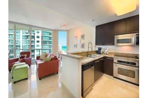 6515 Collins Ave, Miami, FL 33141, Sold 03/31/16