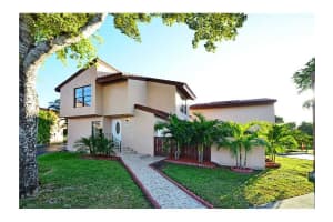 10584 NW 8th Ln, Miami, FL 33172, Sold 04/15/16