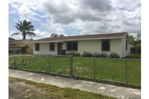 528 SW 17th Ave, Homestead, FL 33030, Sold 10/19/16