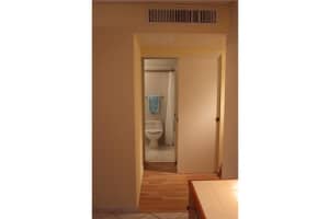 1020 Meridian Ave, Miami Beach, FL 33139, Sold 02/26/16