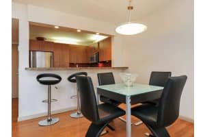 345 Ocean Dr, Miami Beach, FL 33139, Sold 01/12/16