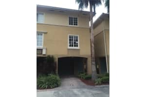 2841 NE 185th St, Aventura, FL 33180, Sold 03/31/16