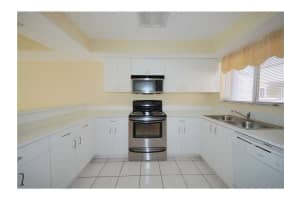 14905 SW 80th St, Miami, FL 33193, Sold 01/04/16