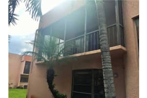 2700 S University Dr #3b, Davie, FL 33328, Sold 12/23/15