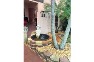 2700 S University Dr #3b, Davie, FL 33328, Sold 12/23/15