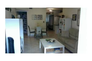 3266 W 70th St, Hialeah, FL 33018, Sold 02/08/16