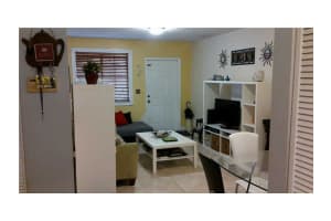 3266 W 70th St, Hialeah, FL 33018, Sold 02/08/16