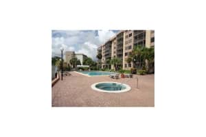 900 NE 195th St, Miami, FL 33179, Sold 08/10/16