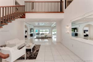 250 S Coconut Ln, Miami Beach, FL 33139, Sold 05/27/16