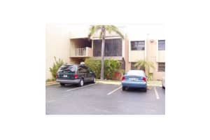 7915 SW 104th St, Miami, FL 33156, Sold 01/29/16