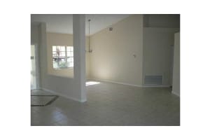 8199 NW 40th Ct, Coral Springs, FL 33065, Sold 09/15/16
